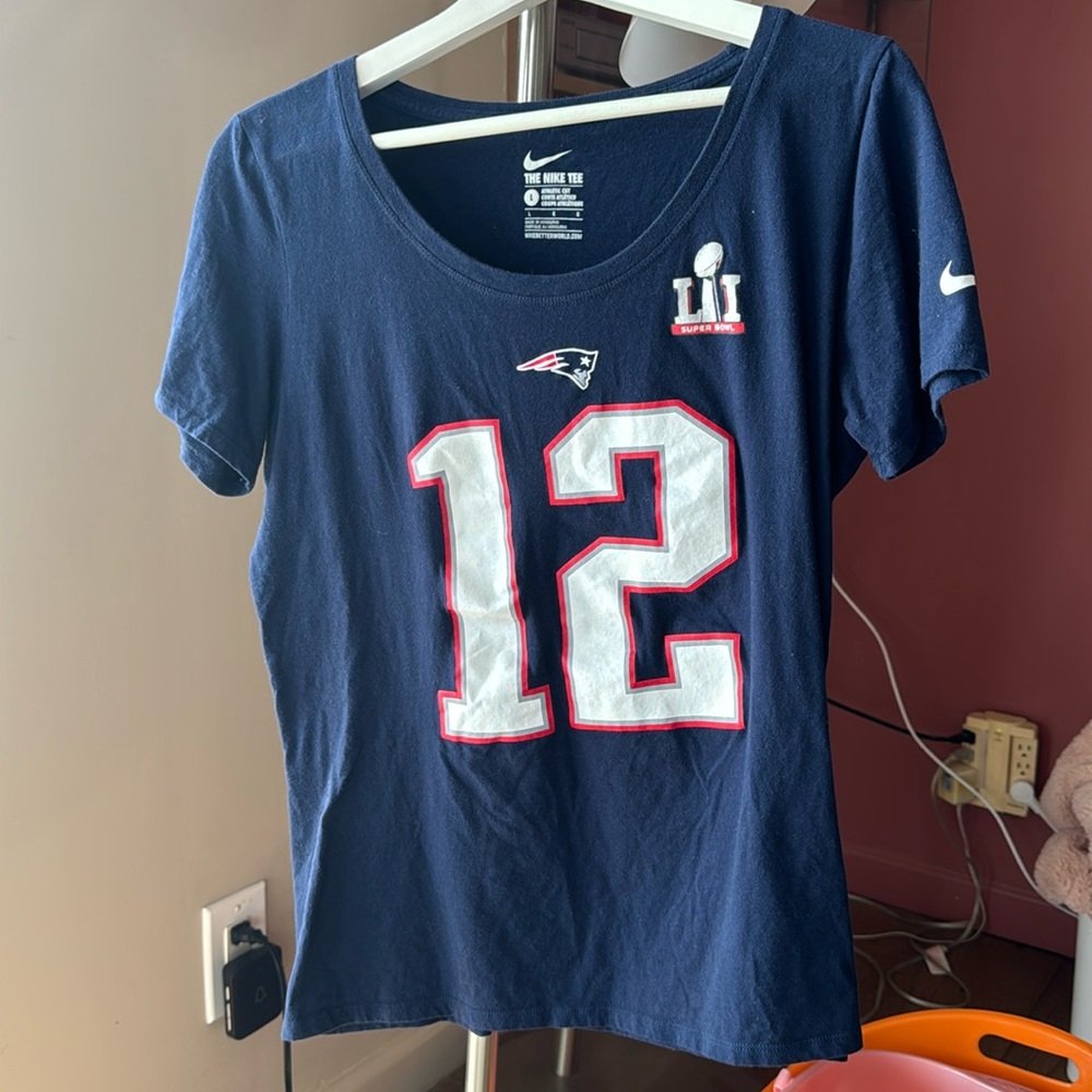 Rare- Tom Brady Super Bowl 51 logo t shirts